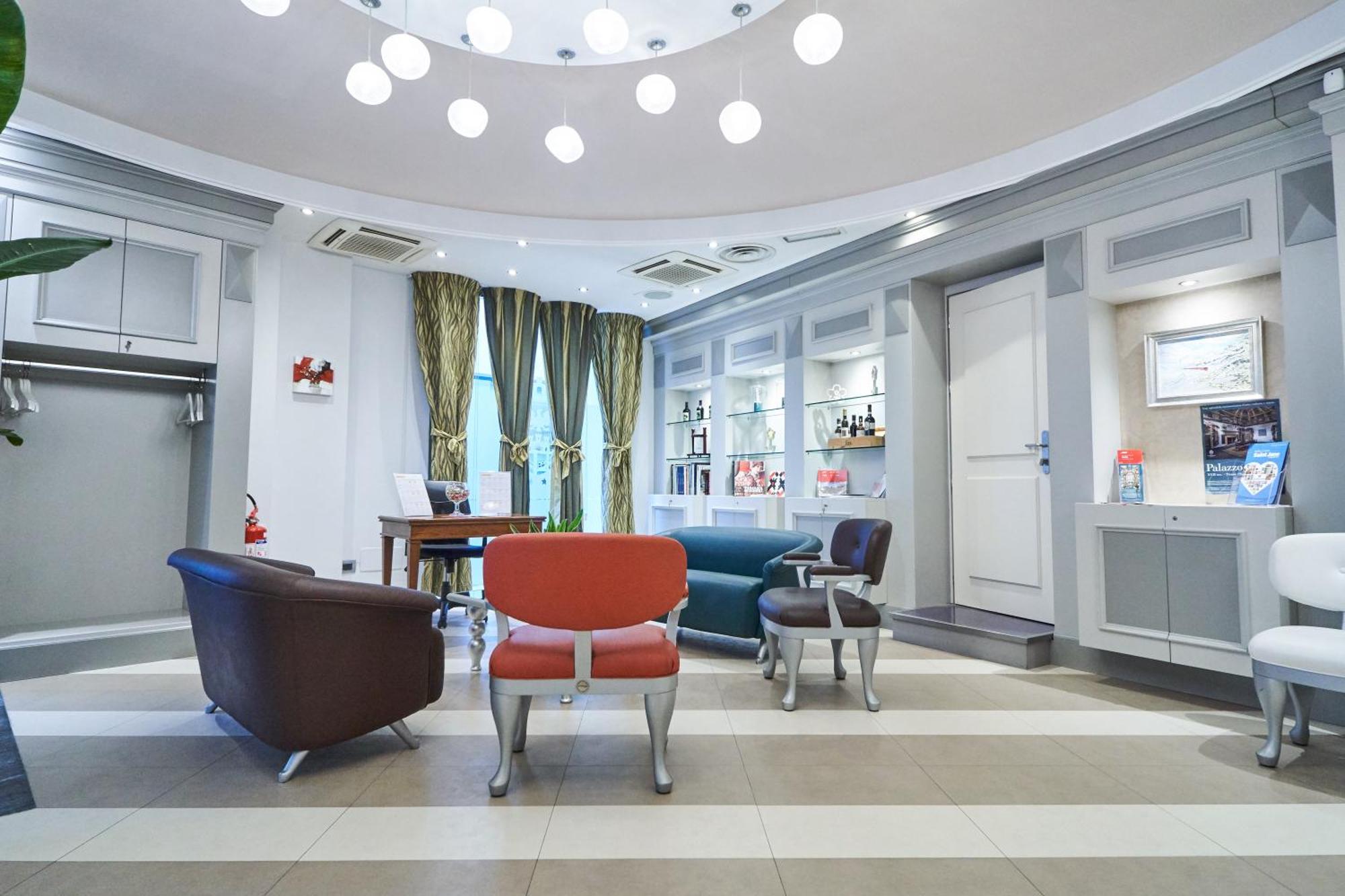 Hotel Centrale Best Western Signature Collection ตีราโน ภายนอก รูปภาพ